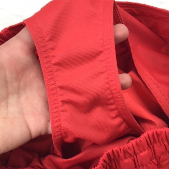 Lululemon Hotty Hot Short *2.5" Alarming - Picture 7 of 12